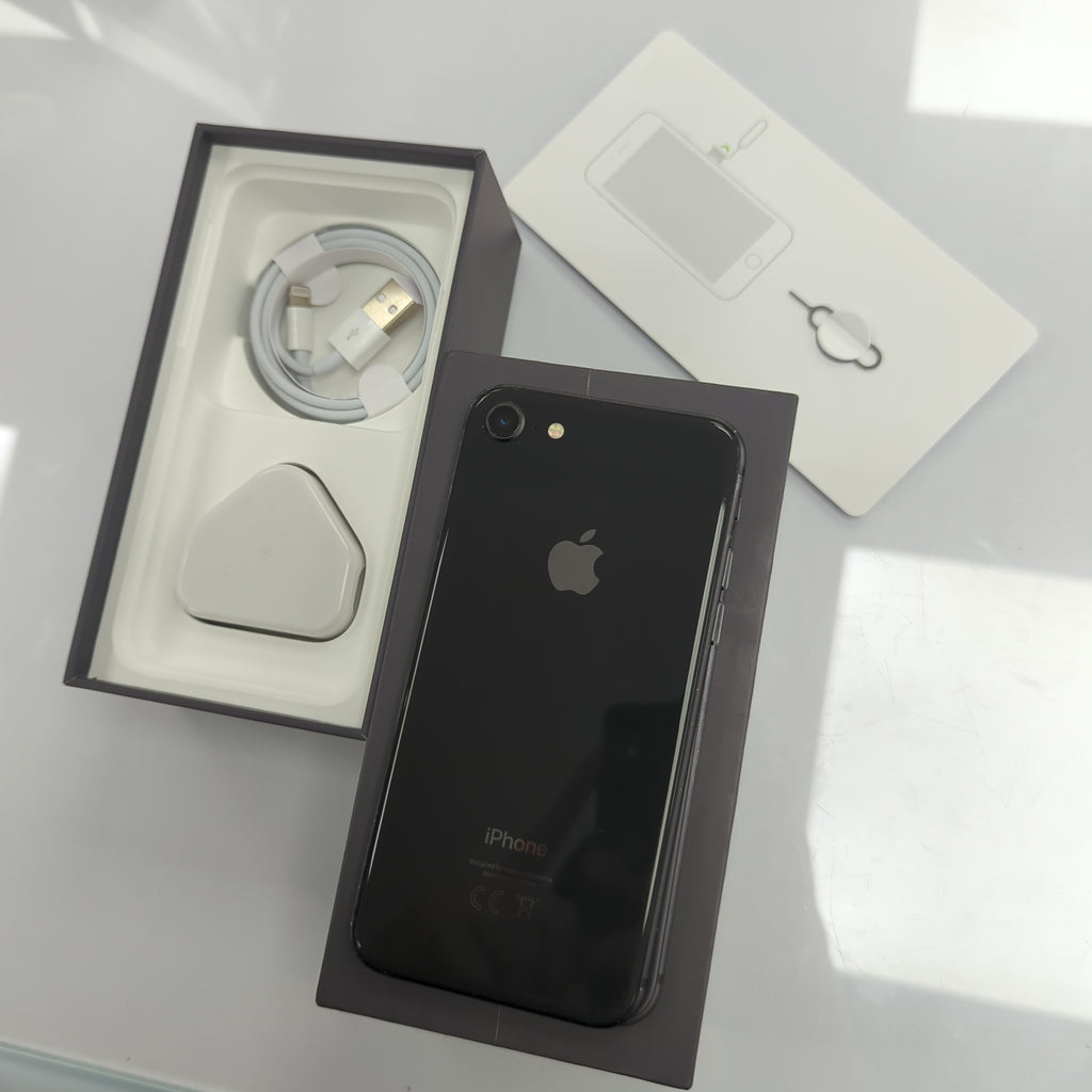 Apple iPhone 8 unlocked store 64 GB black