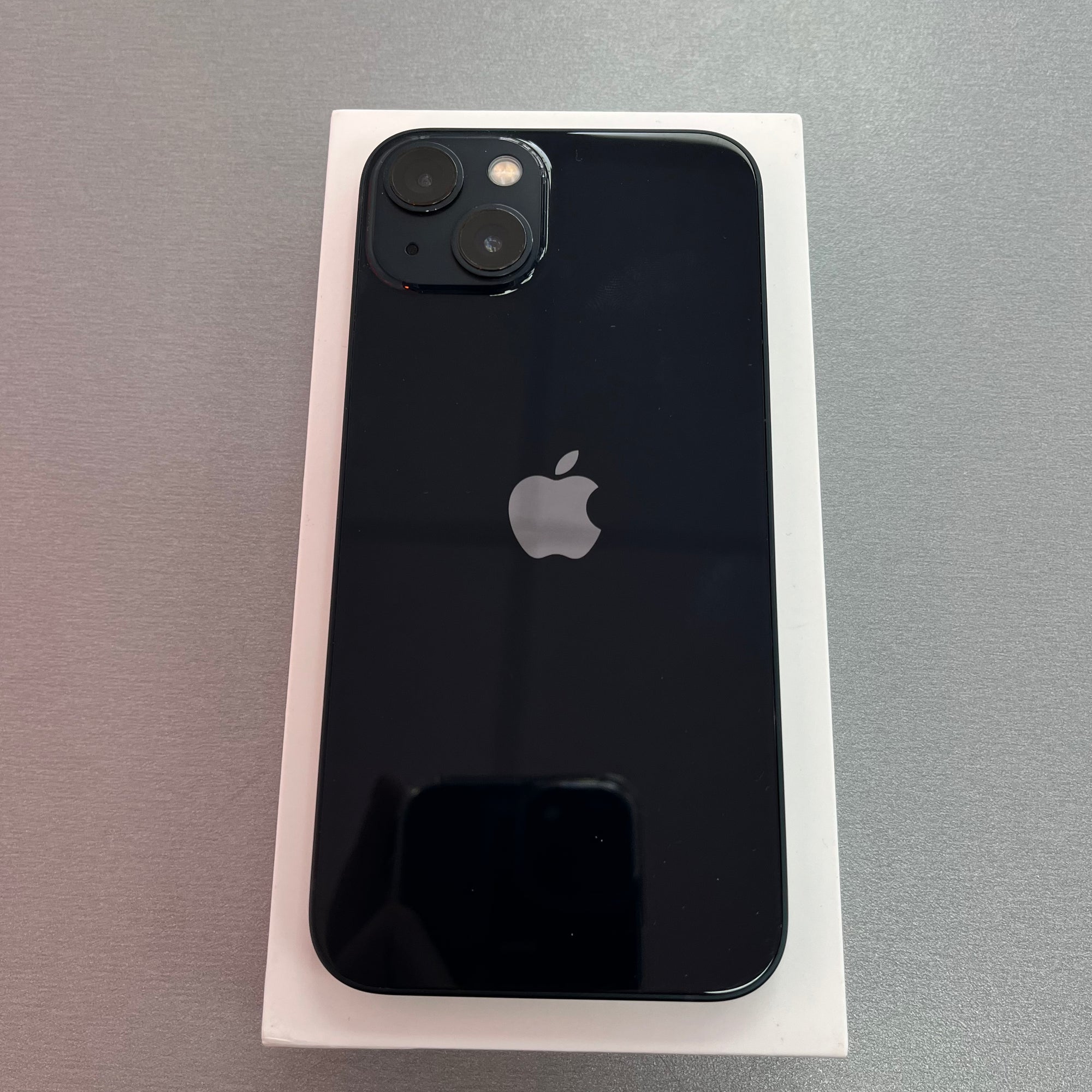 Apple iPhone 13 128GB Black - 100% Battery Health